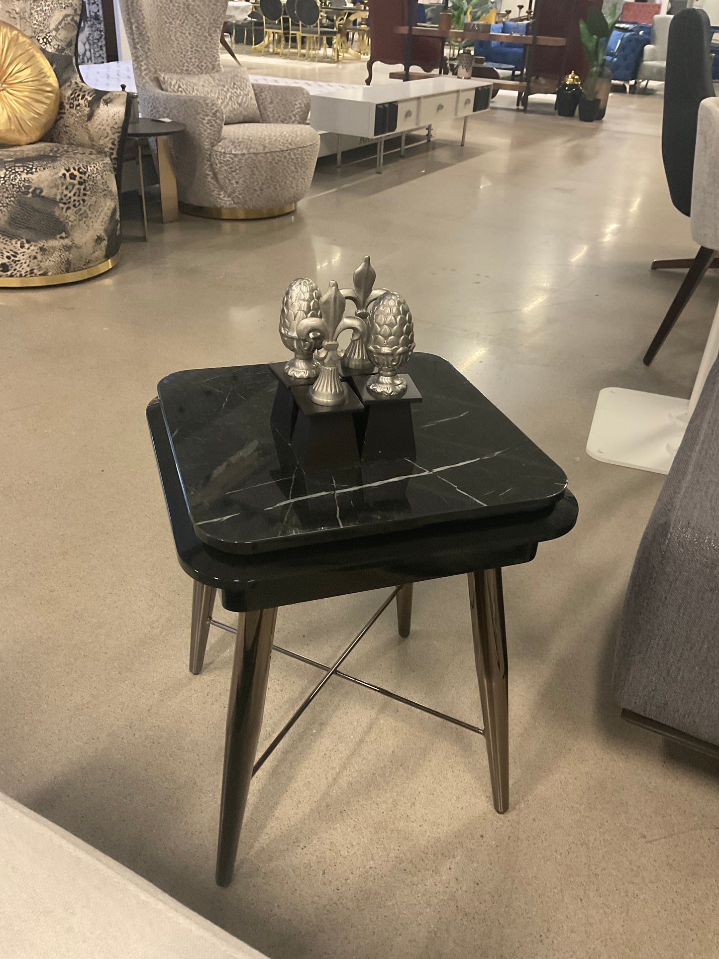 Nill`s Mila Soffbord