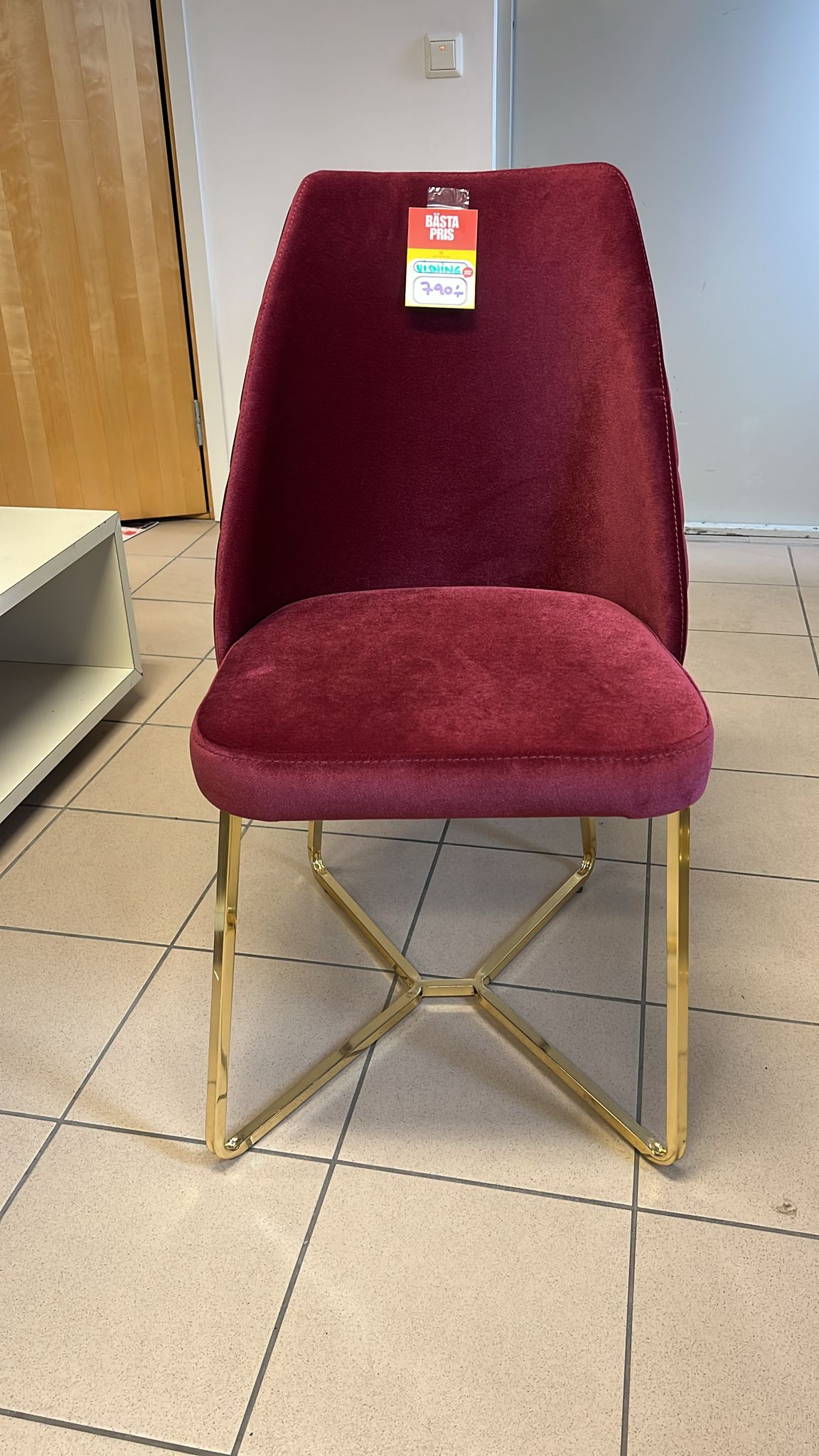 Mnc Crea Röd med Guld Ben