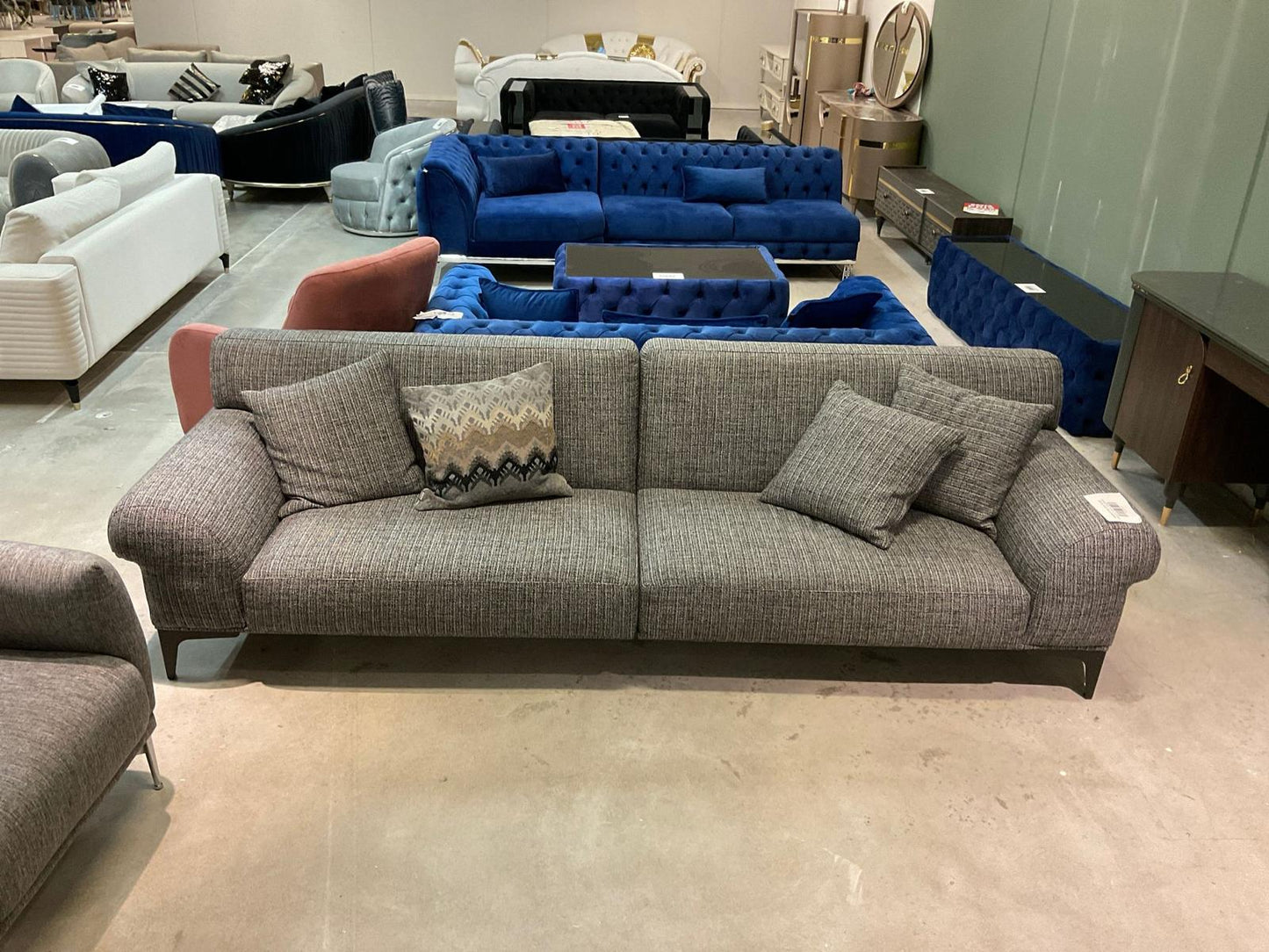 Saloni Valencia 4 Sits Soffa - Mörkgrå med Svart Ben