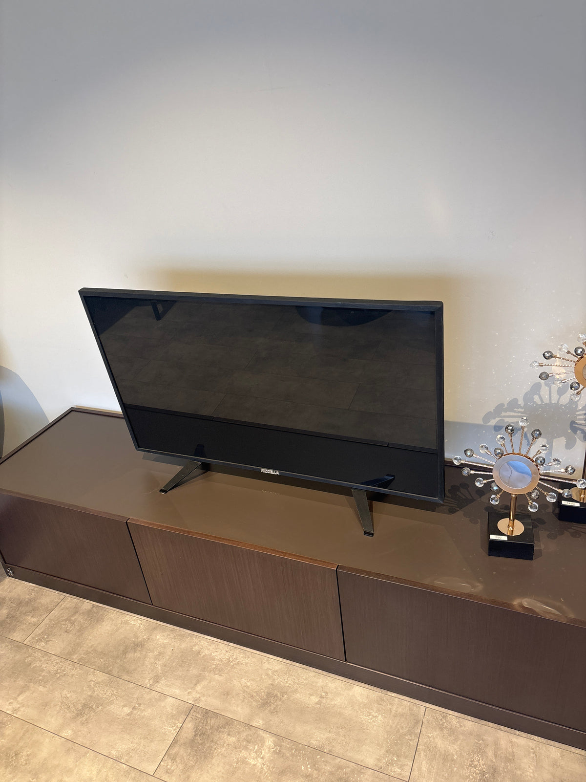 Saloni Barcelona Tv Bänk - Brun