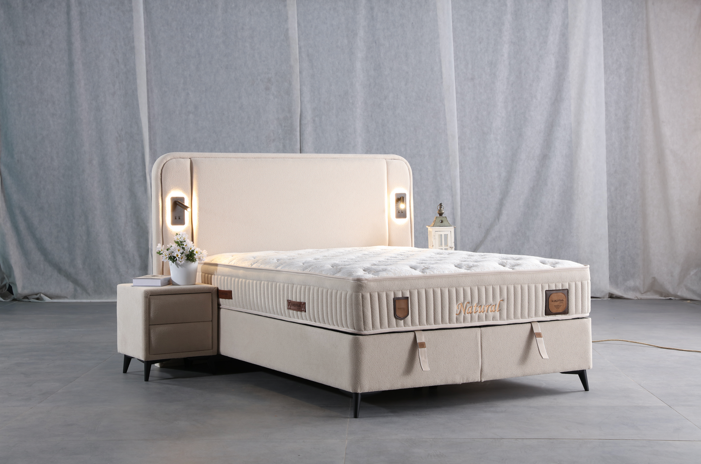 Natural Säng-Huvudgavel-Madrass-Förvaring