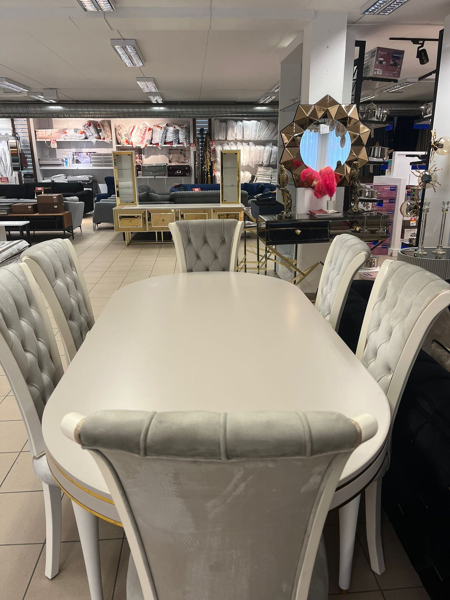 Defne Matgrupp - Matbord med 6 St Defne Stolar