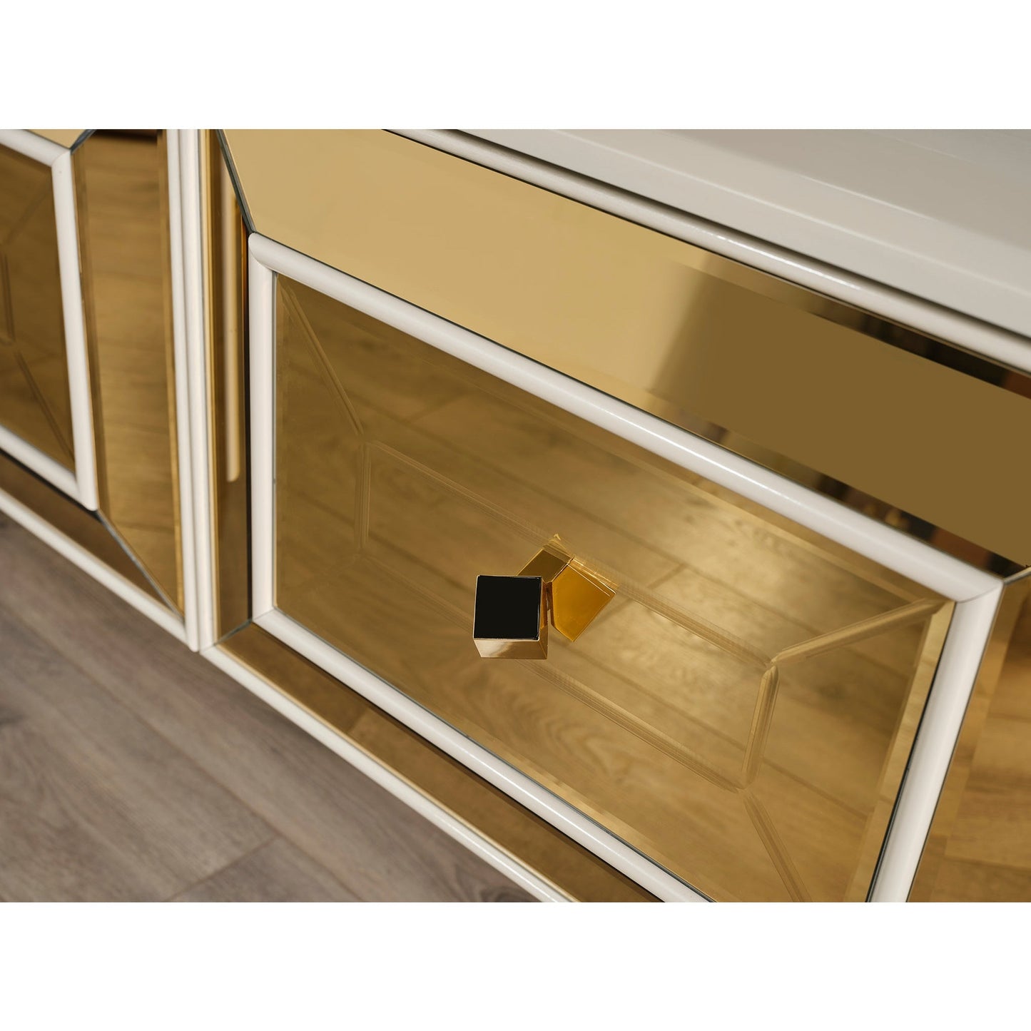 Gold TV-Bänk - LINE Furniture Group