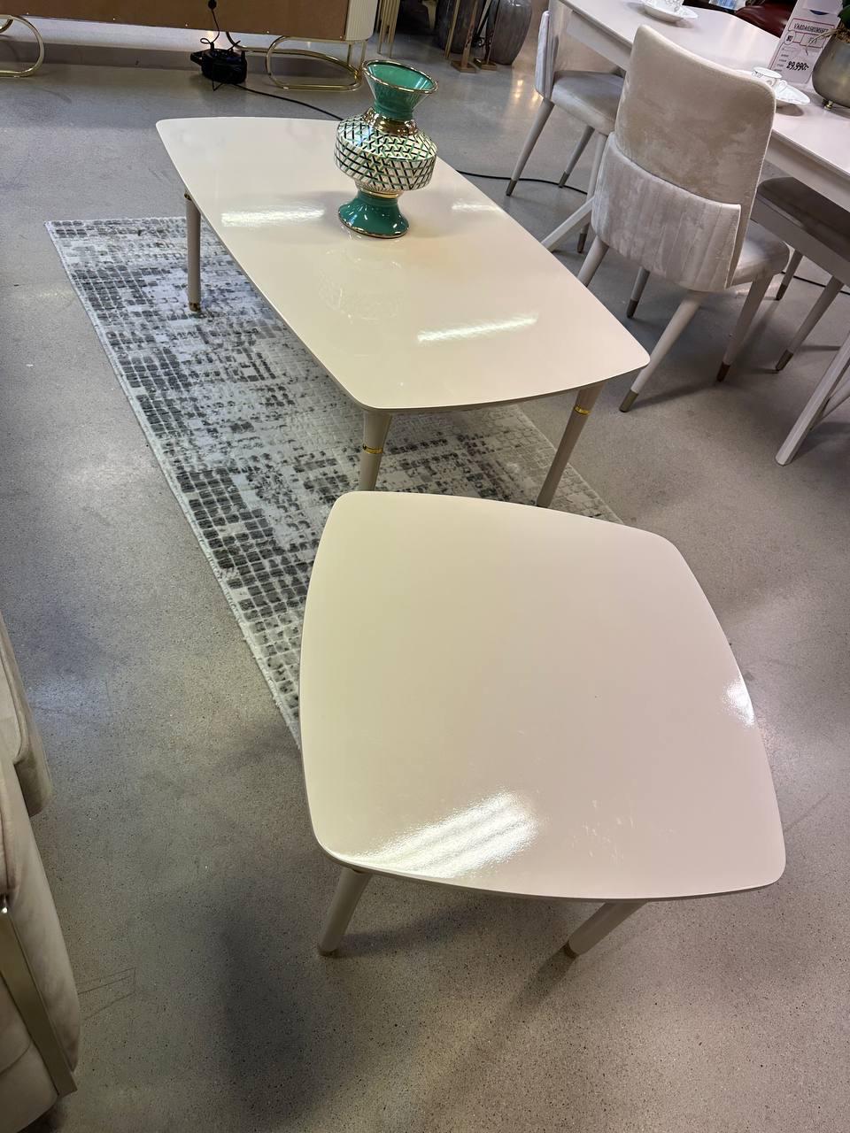 Aracikan Rose Sidobord