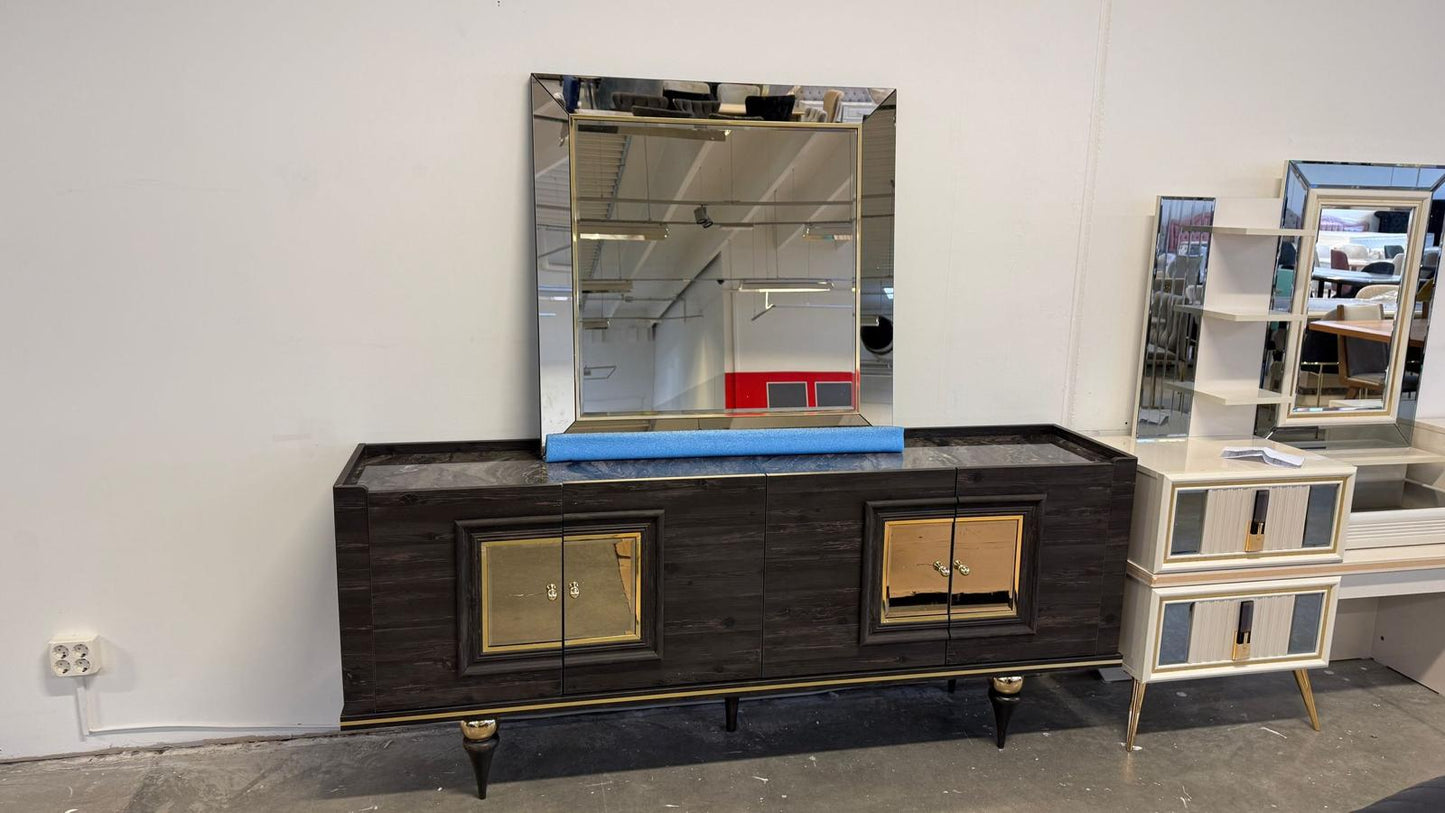 (2) Sanat Skänk med Spegel