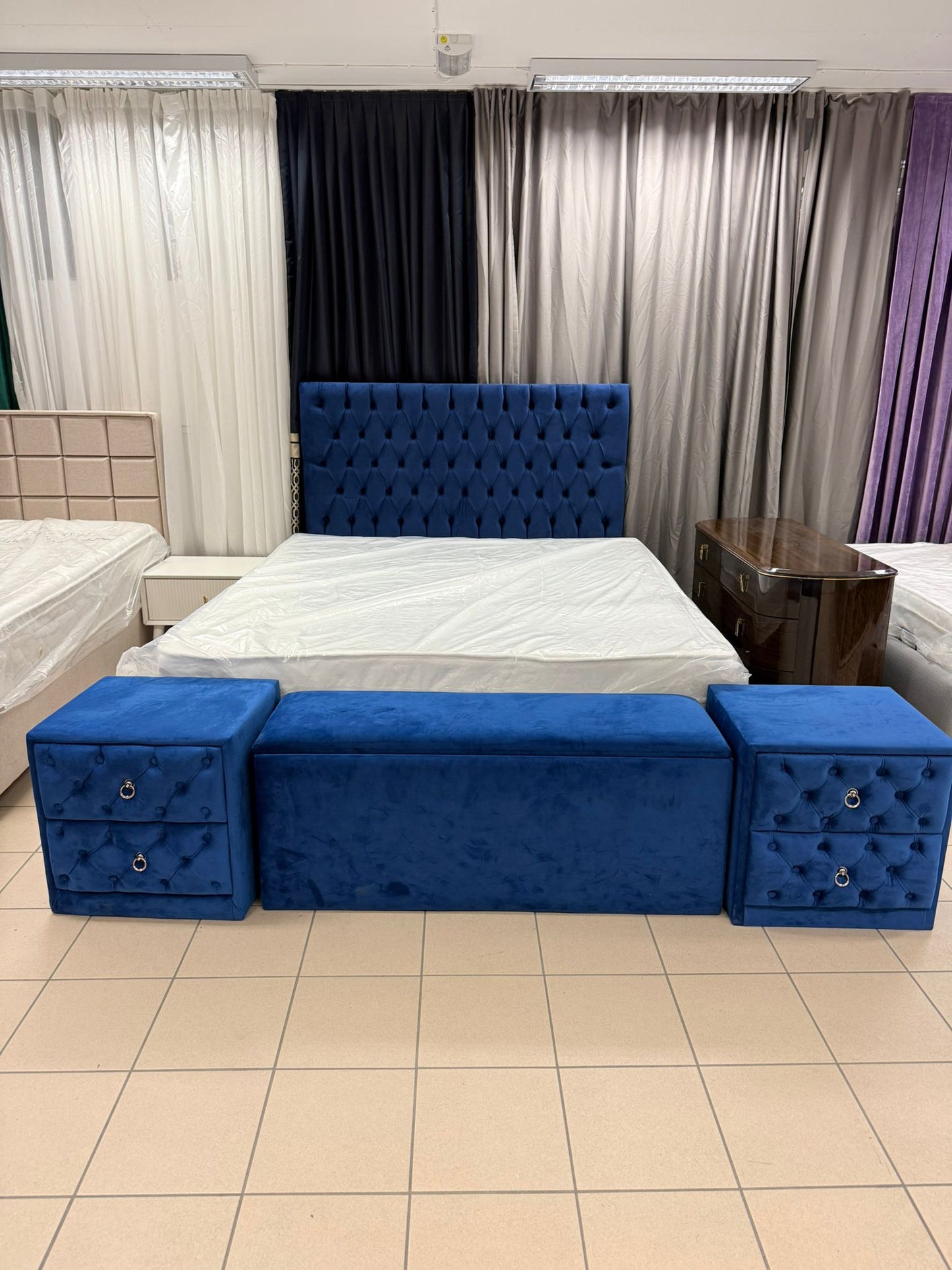 Pirlanta 160x200 2 st sängbord - Lång pall