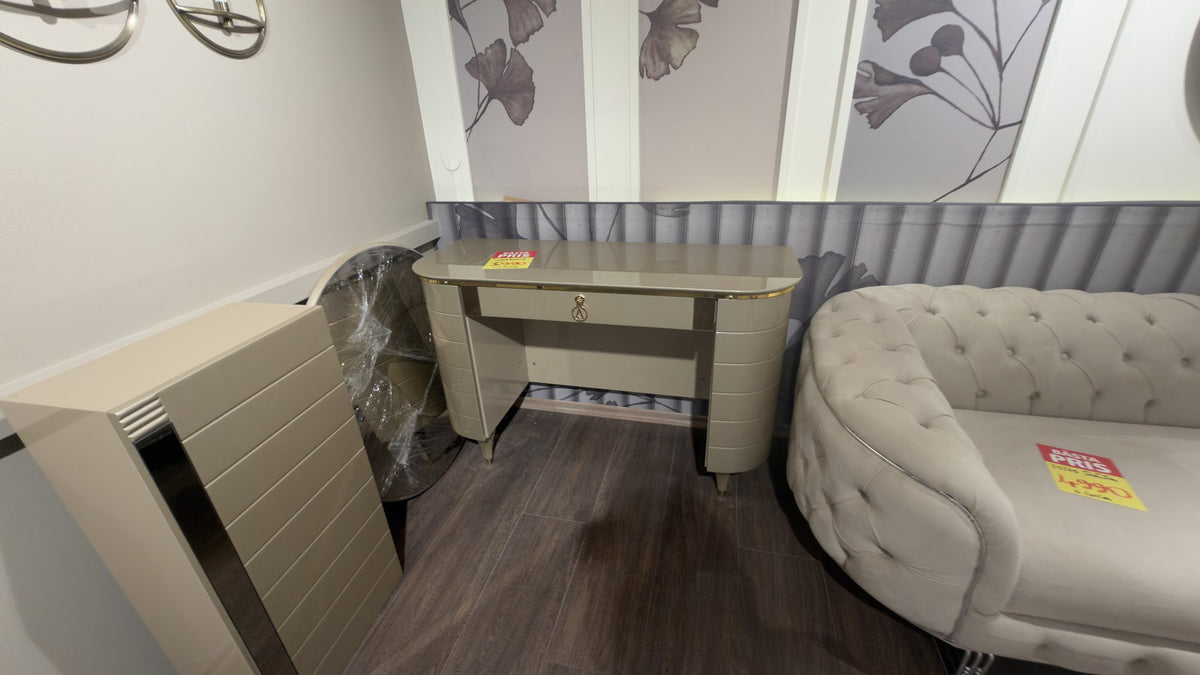 Victoria Sminkbord – visningsexemplar, bild 1