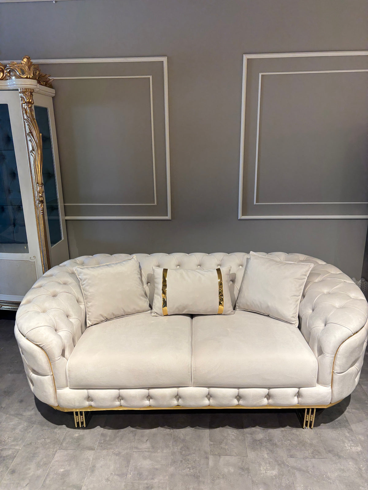 Gloria 2 Sits Soffa - Beige med Guld Ben