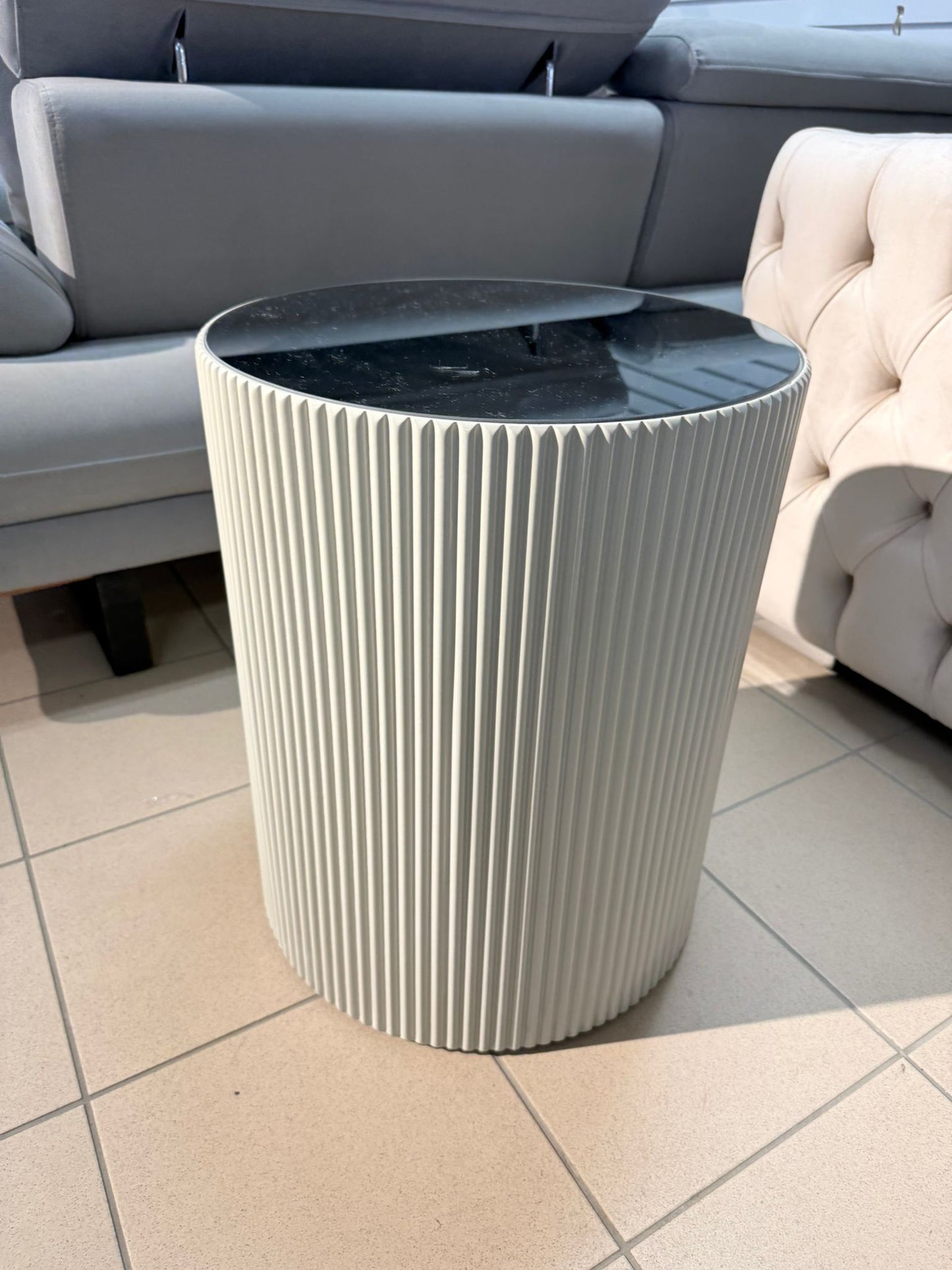 Piallo London Sidobord