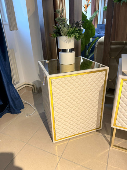 Erike Paris Sidobord