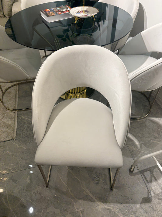 Rund Matgrupp - Svart Glas Matbord med 6 St Beige med Guld Ben Stolar