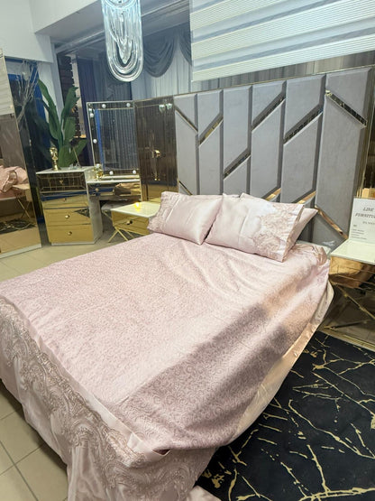 Erike Gold Sovrumsset