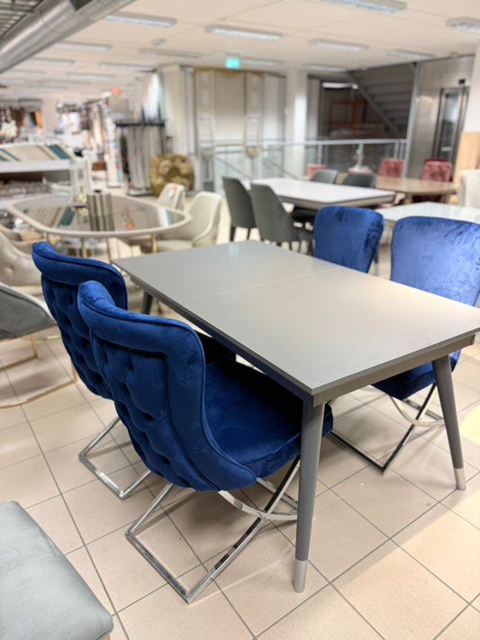 Acelya Matgrupp - Matbord med 4 St Deluxe Stolar