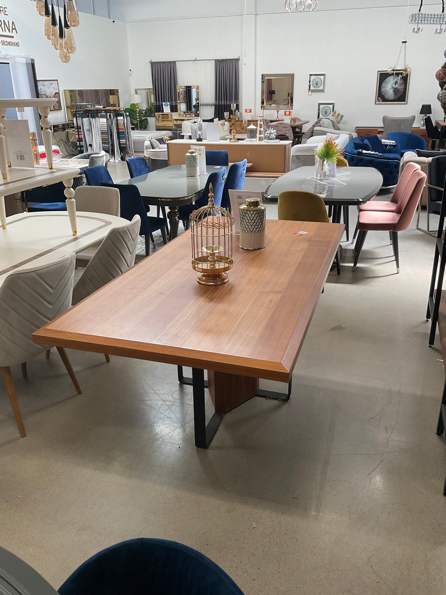 Ewos Napoli Matbord - Träd med Svart Ben