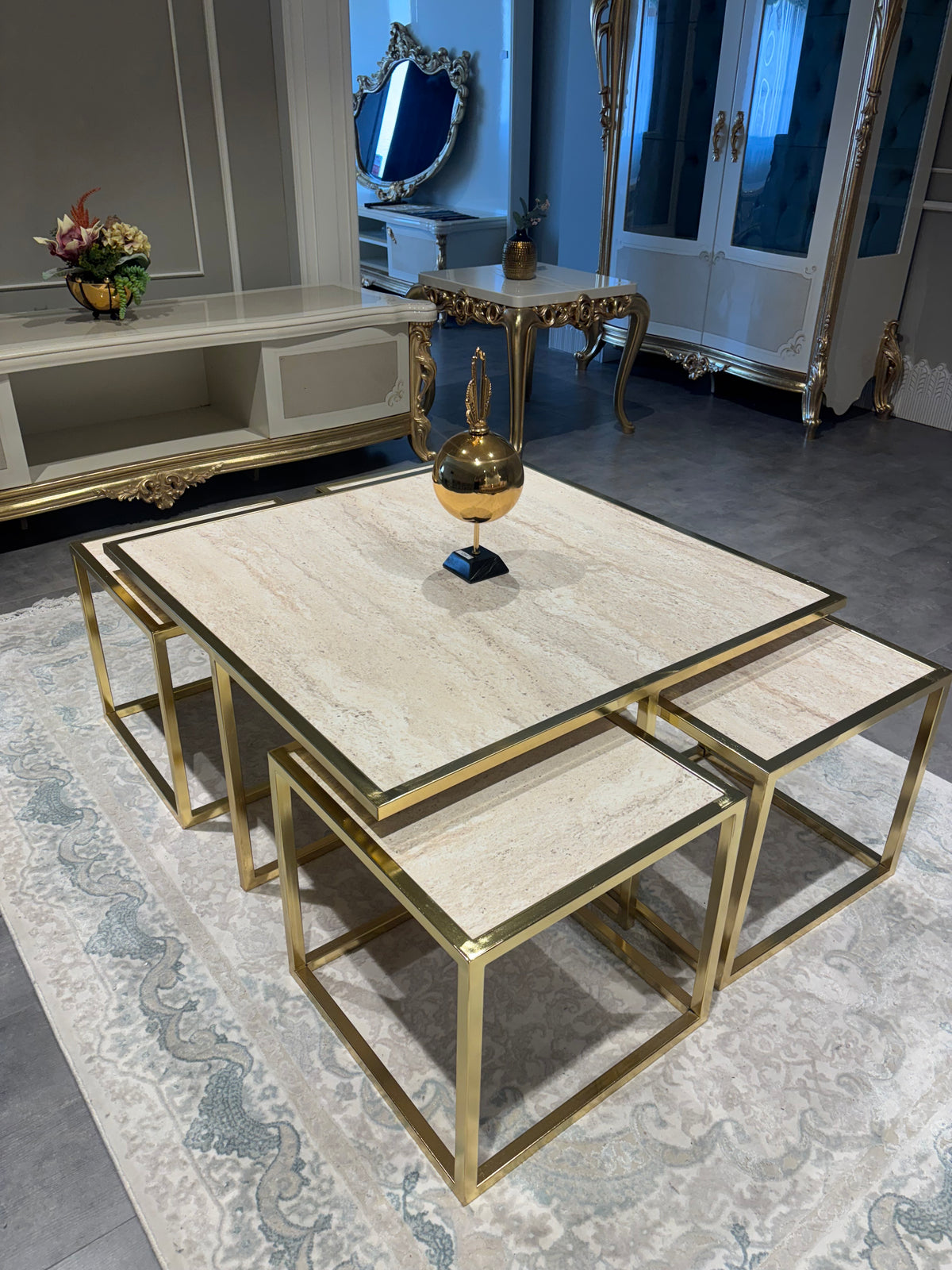 Cinar Soffbord 4+1 - Beige Träd med Guld Ben