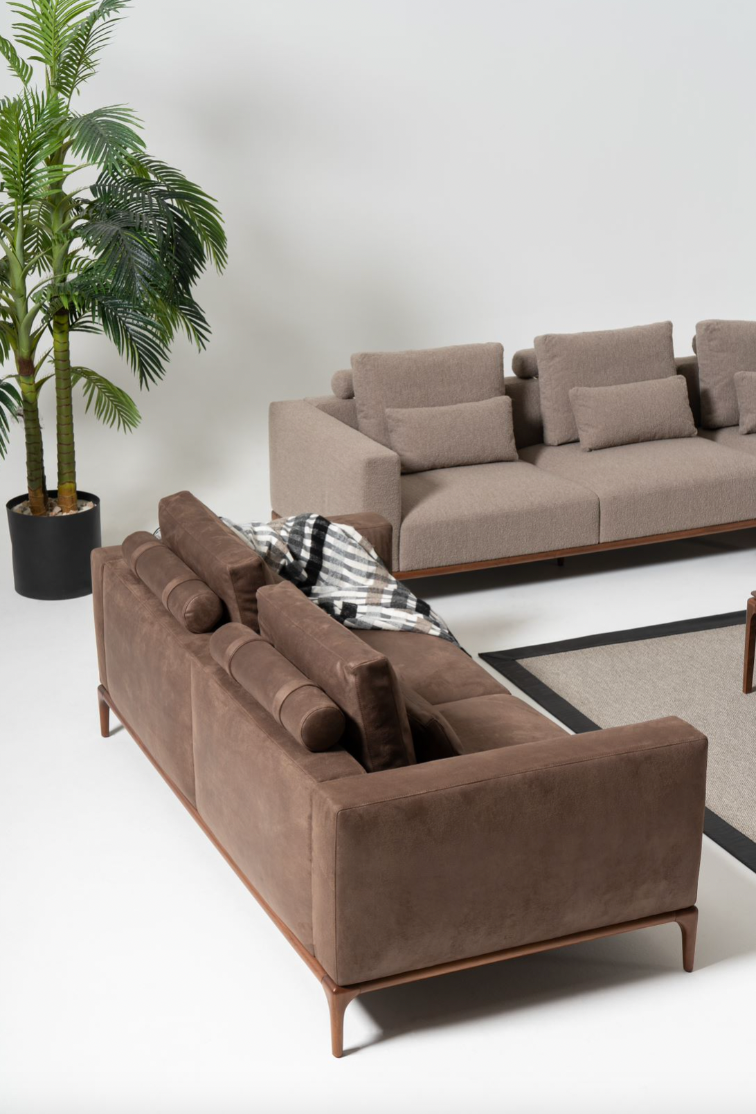 Mega 3-Sits Soffa - LINE Furniture Group