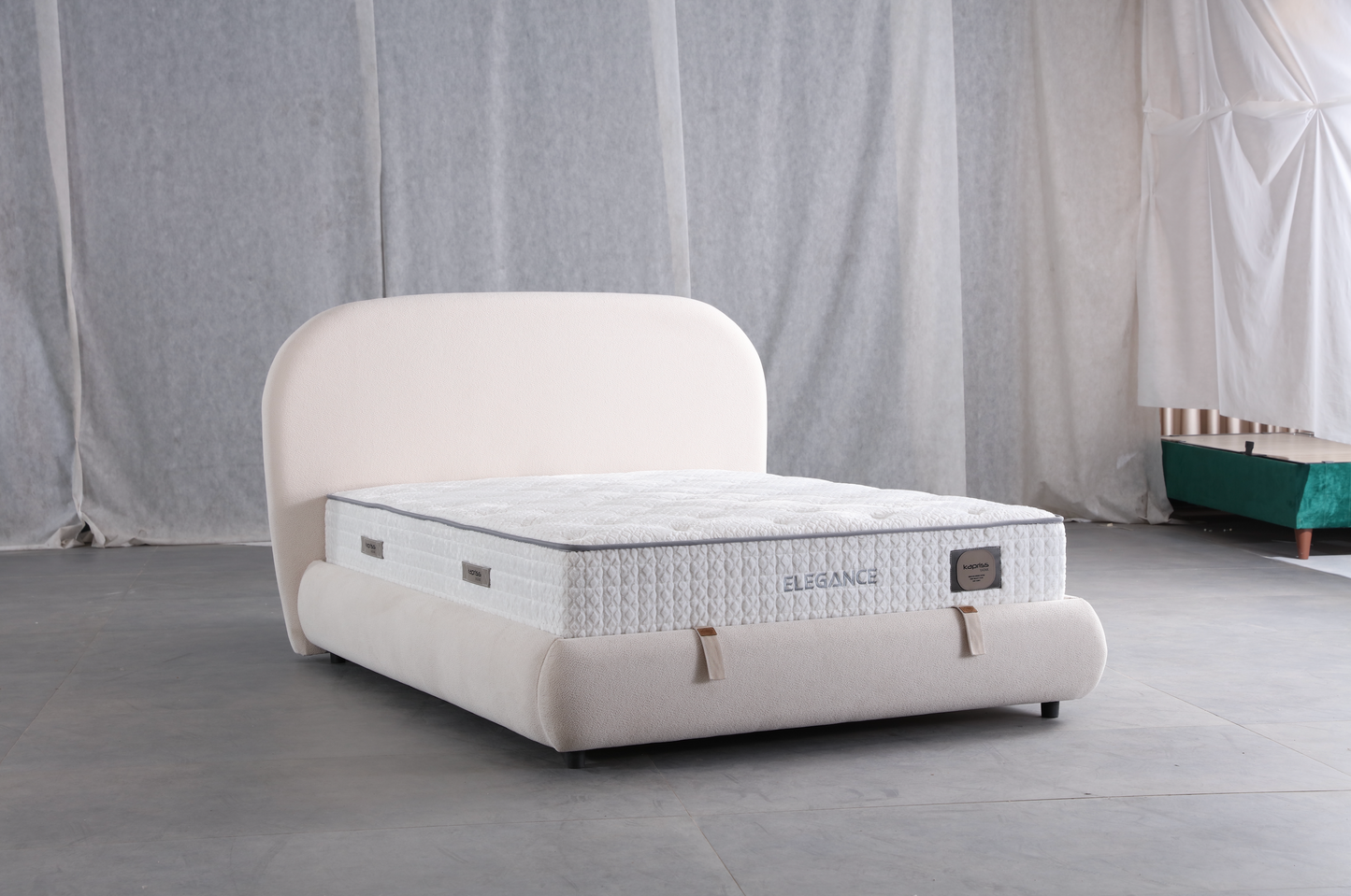 Elegance Säng-Huvudgavel-Förvaring