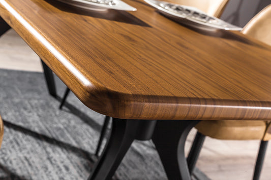 Roy Matbord med 6 Stolar