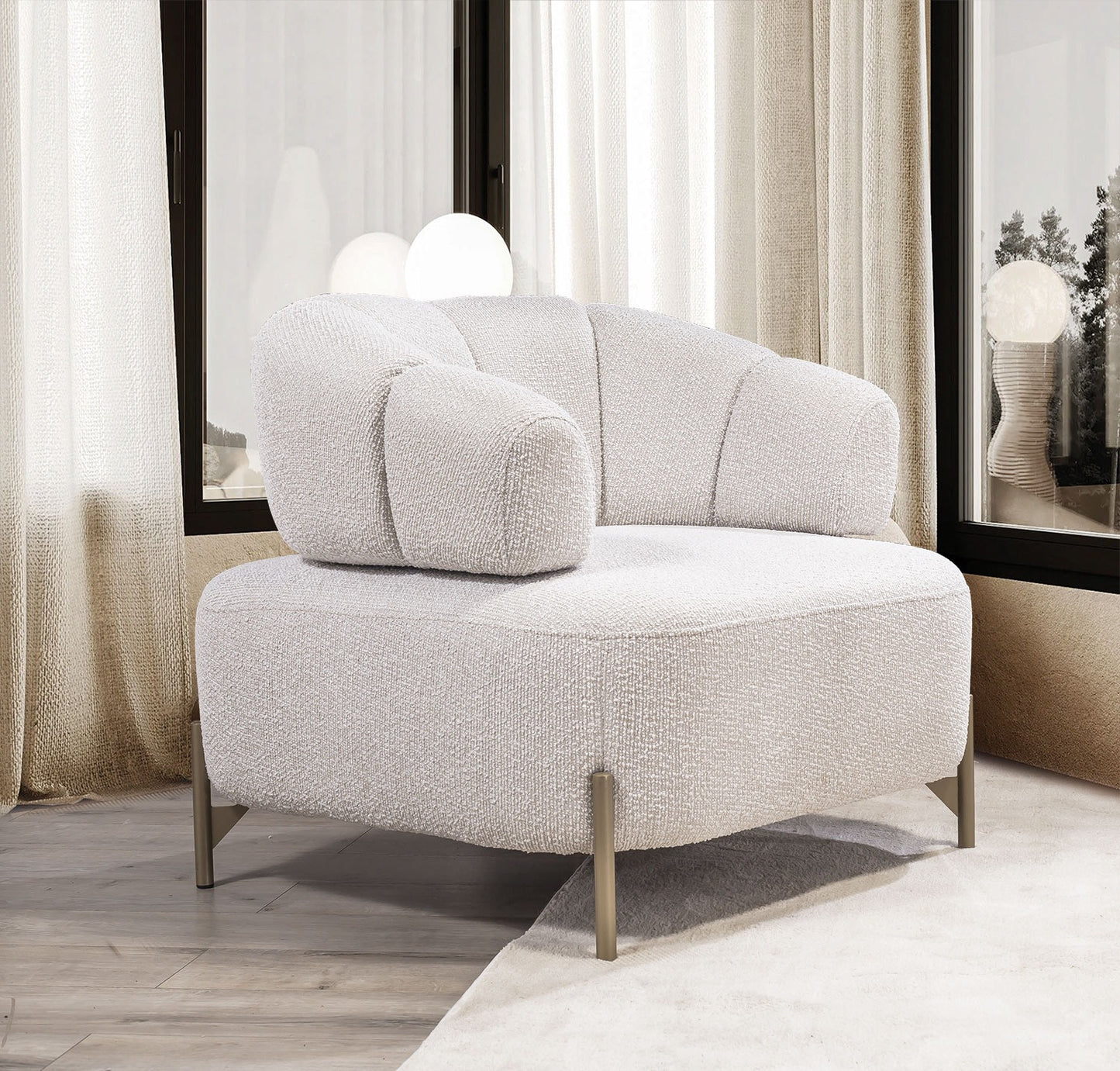 Avva Armchair