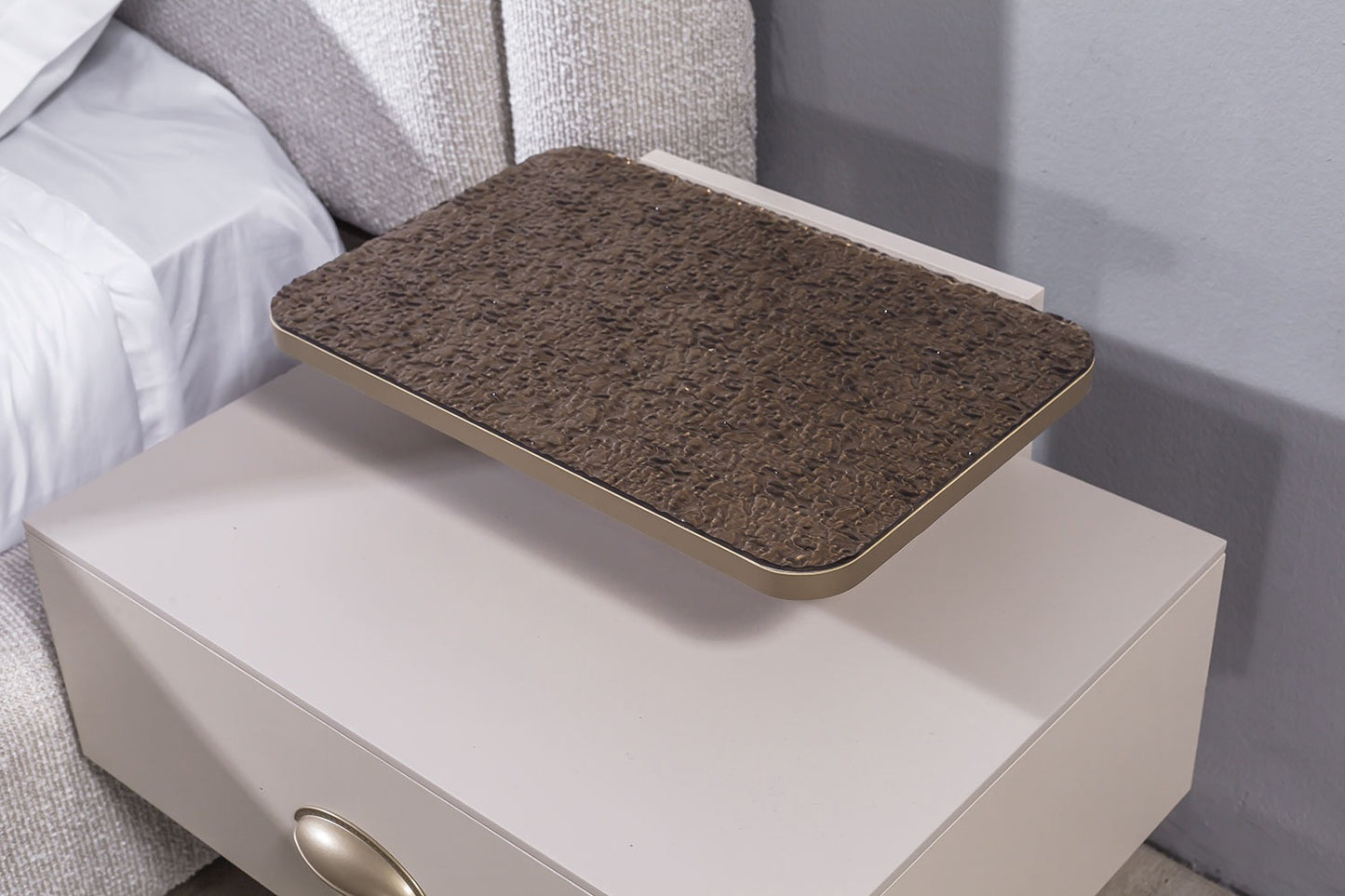 Avva Sovrumsset( Säng-2 st sängbord-Sminkbord-Spegel)