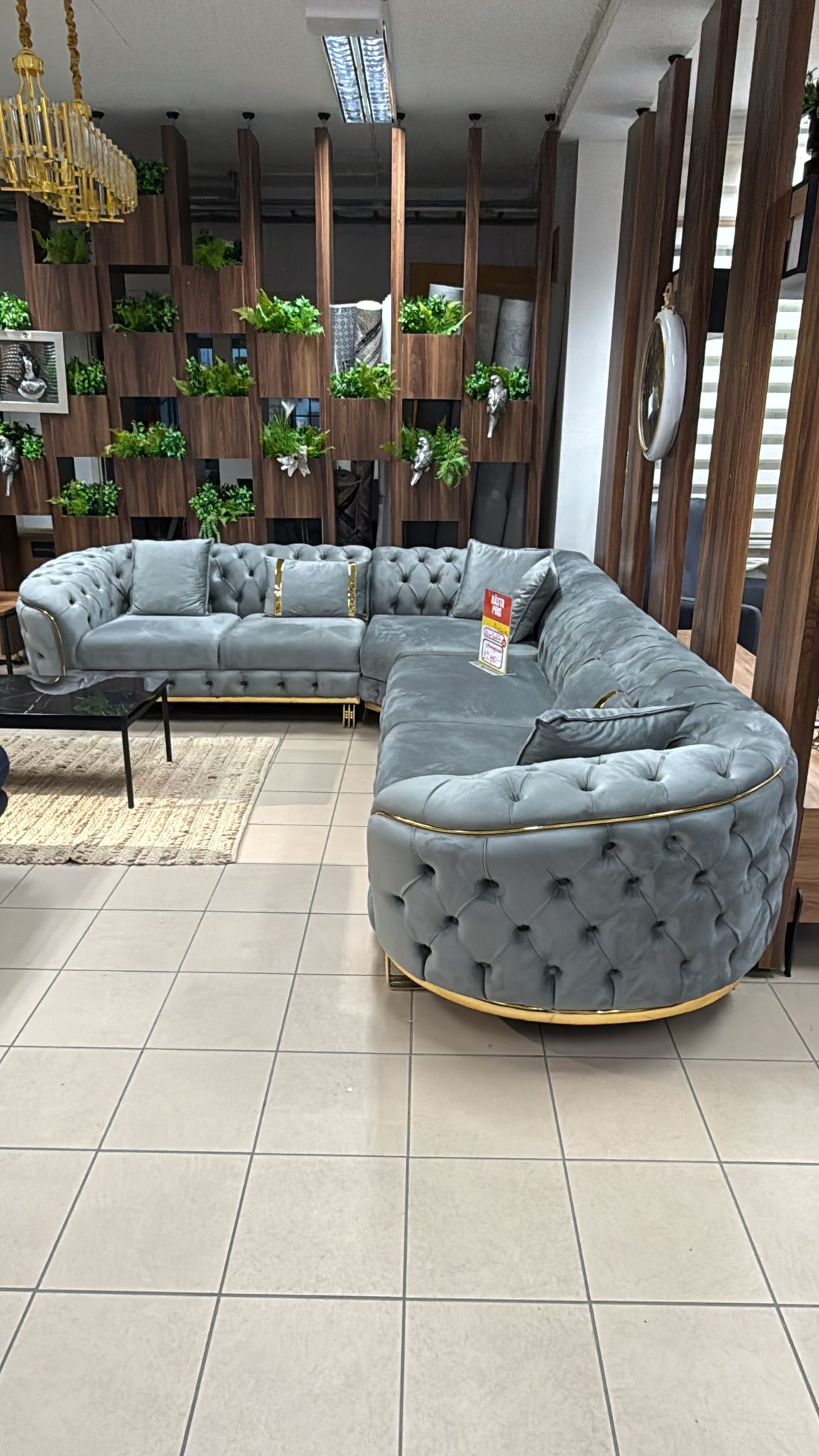 Gloria Hörnsoffa - Grå med Guld Ben