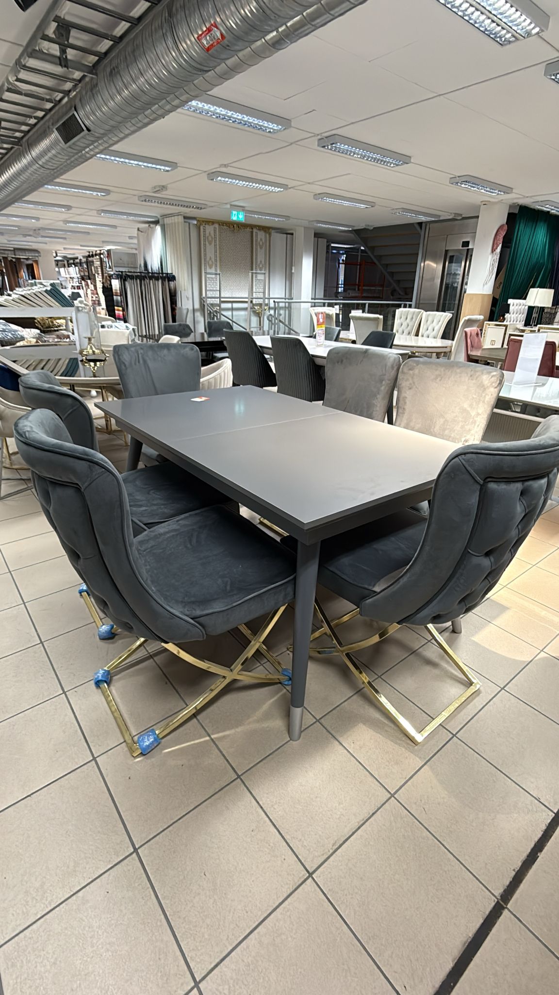 Marina Matbord med 6 St Stolar