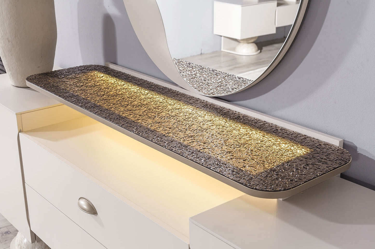 Avva Skänk med Spegel