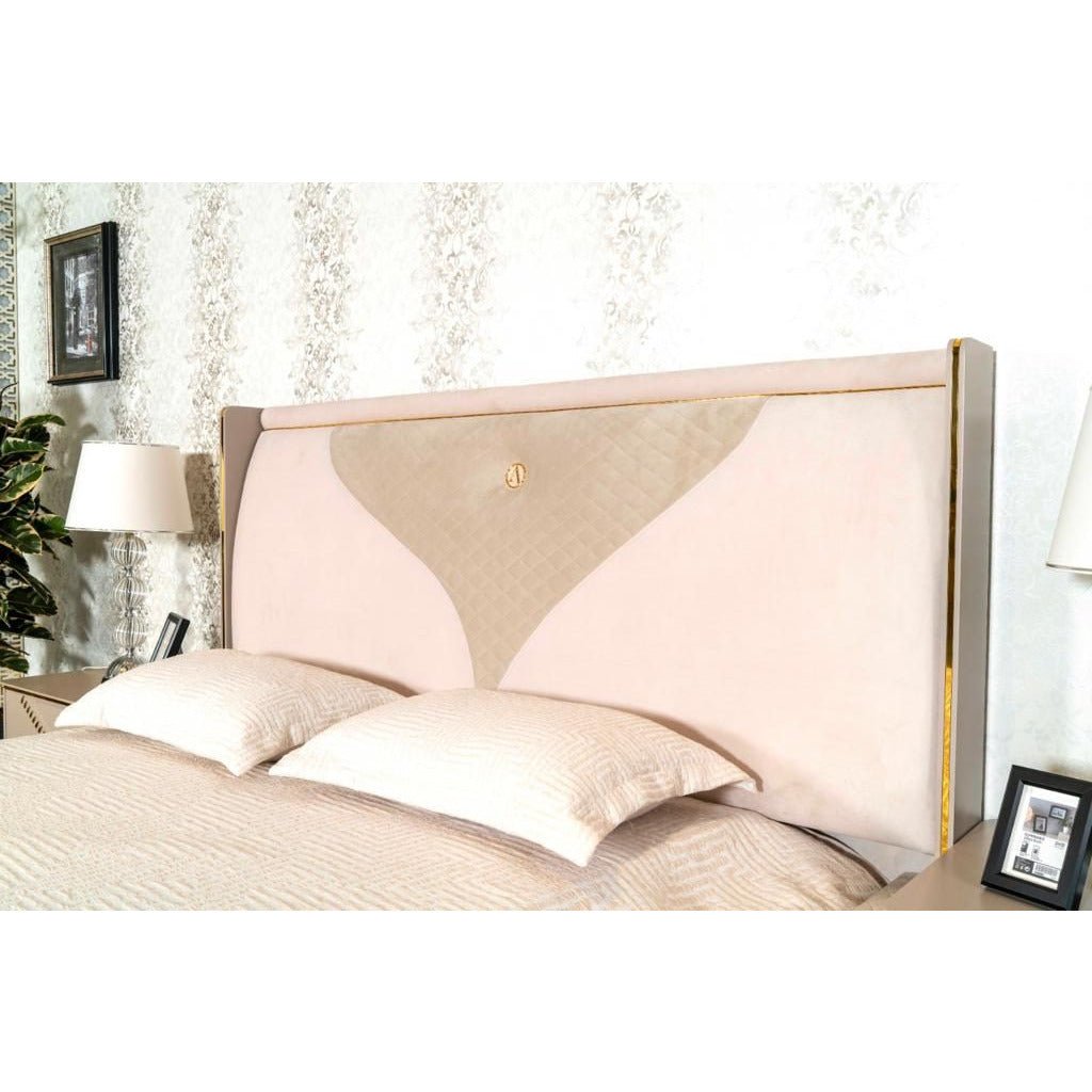 Anastasia Säng - LINE Furniture Group