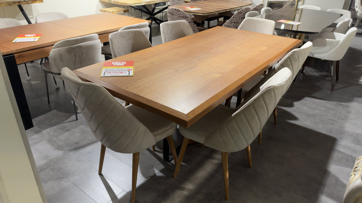 Ewos Matbord med 6 stolar – visningsexemplar, bild 1