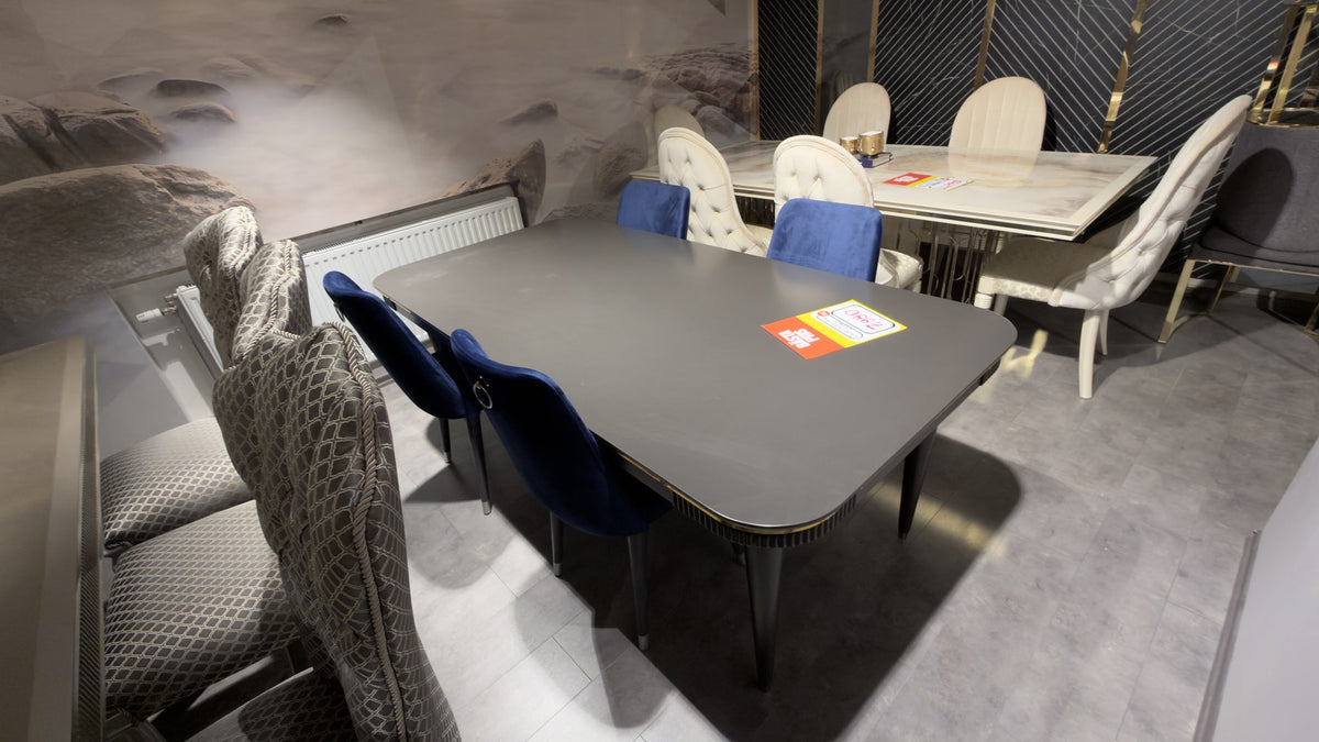 Capella Matbord med 4 stolar – visningsexemplar, bild 2