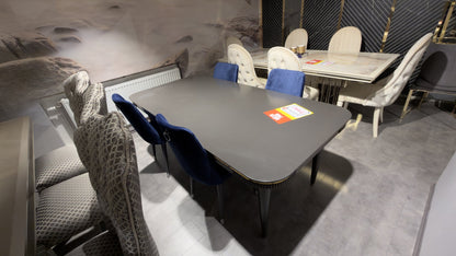 Capella Matbord med 4 stolar – visningsexemplar, bild 2
