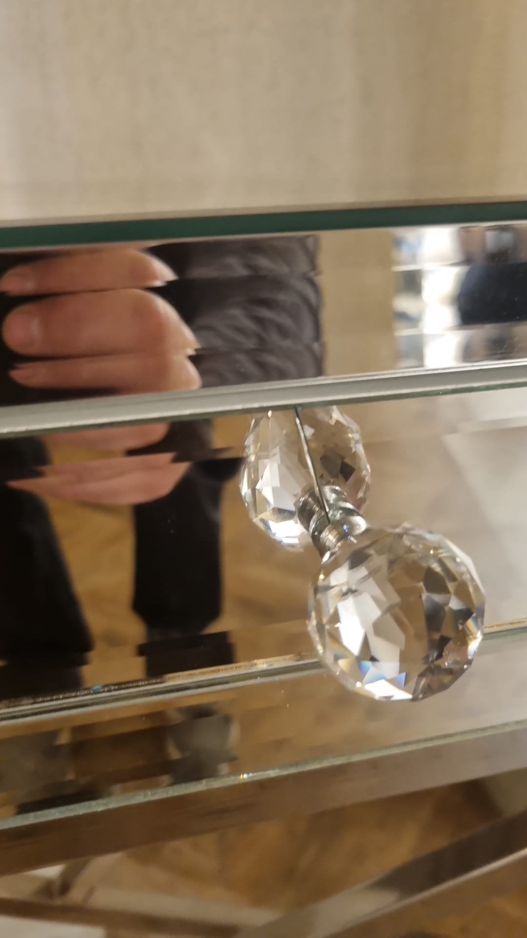 Avlastningsbord med spegelglas – visningsexemplar, bild 2