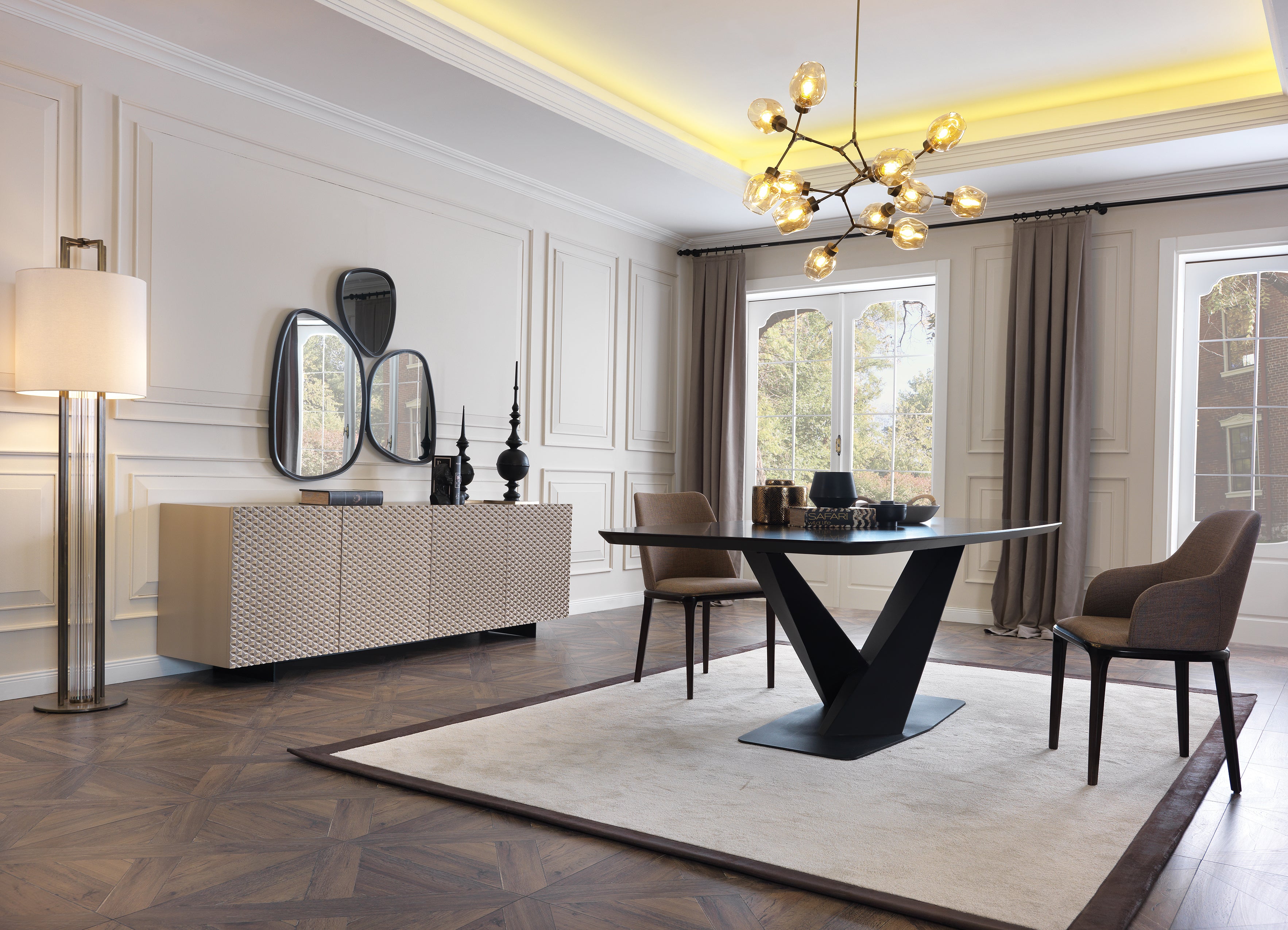 Vittoria Skänk med Spegel - LINE Furniture Group