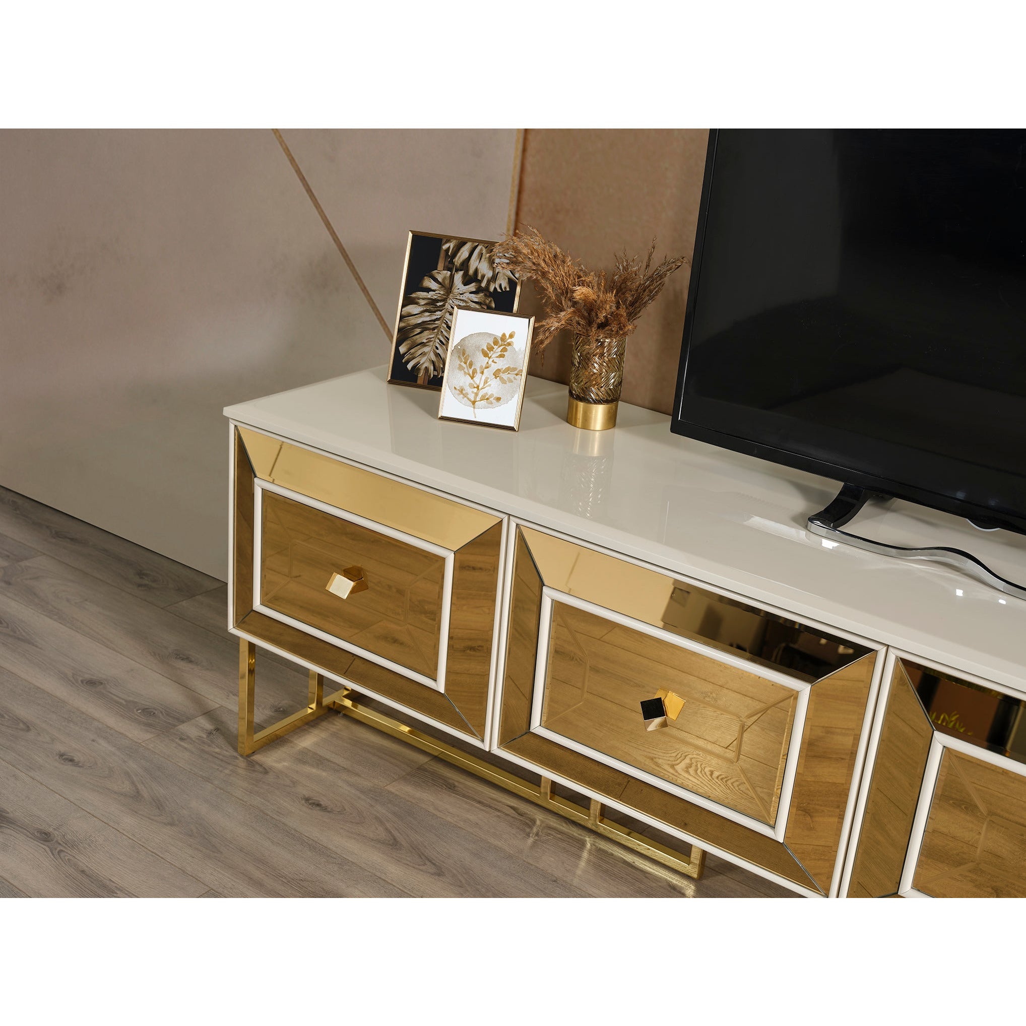 Gold TV-Bänk - LINE Furniture Group