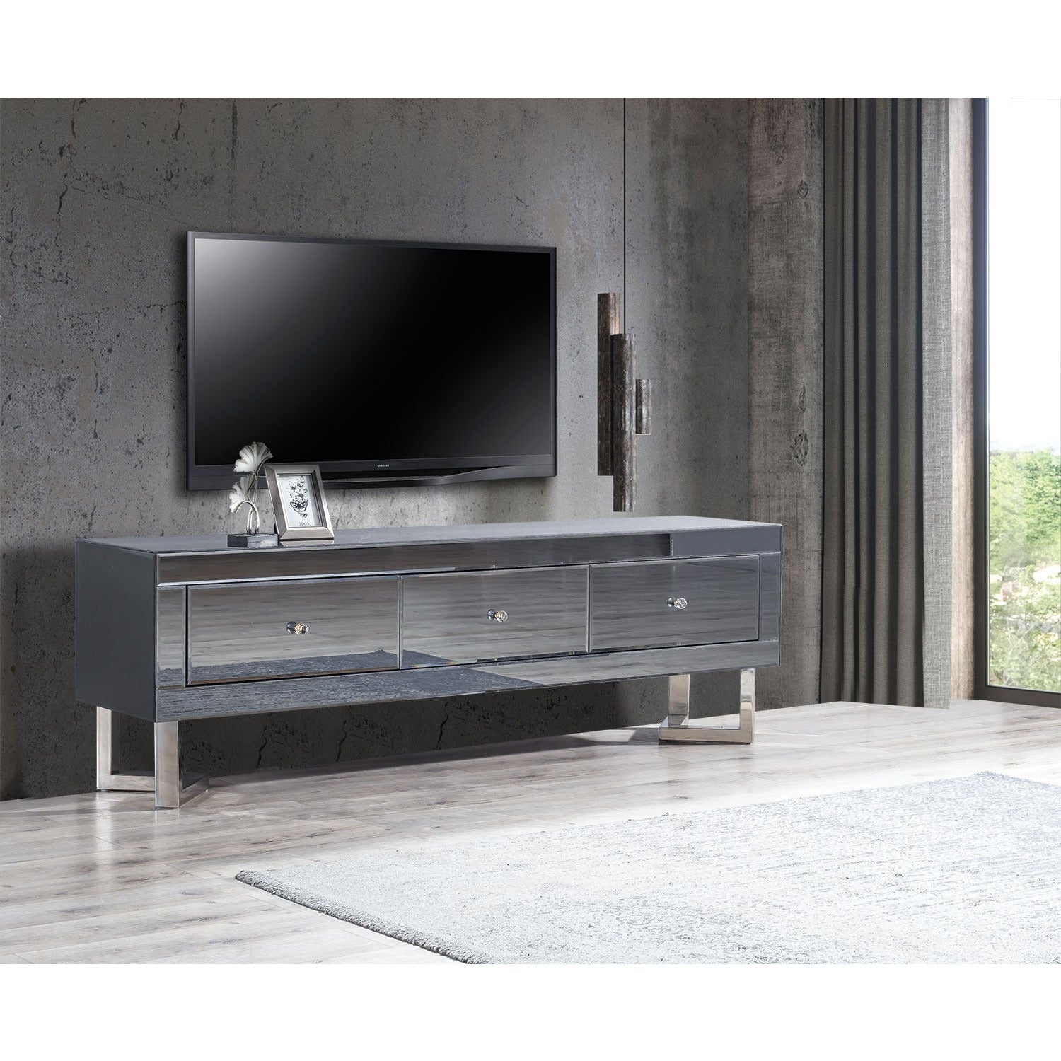 Plus Tv-Bänk - LINE Furniture Group