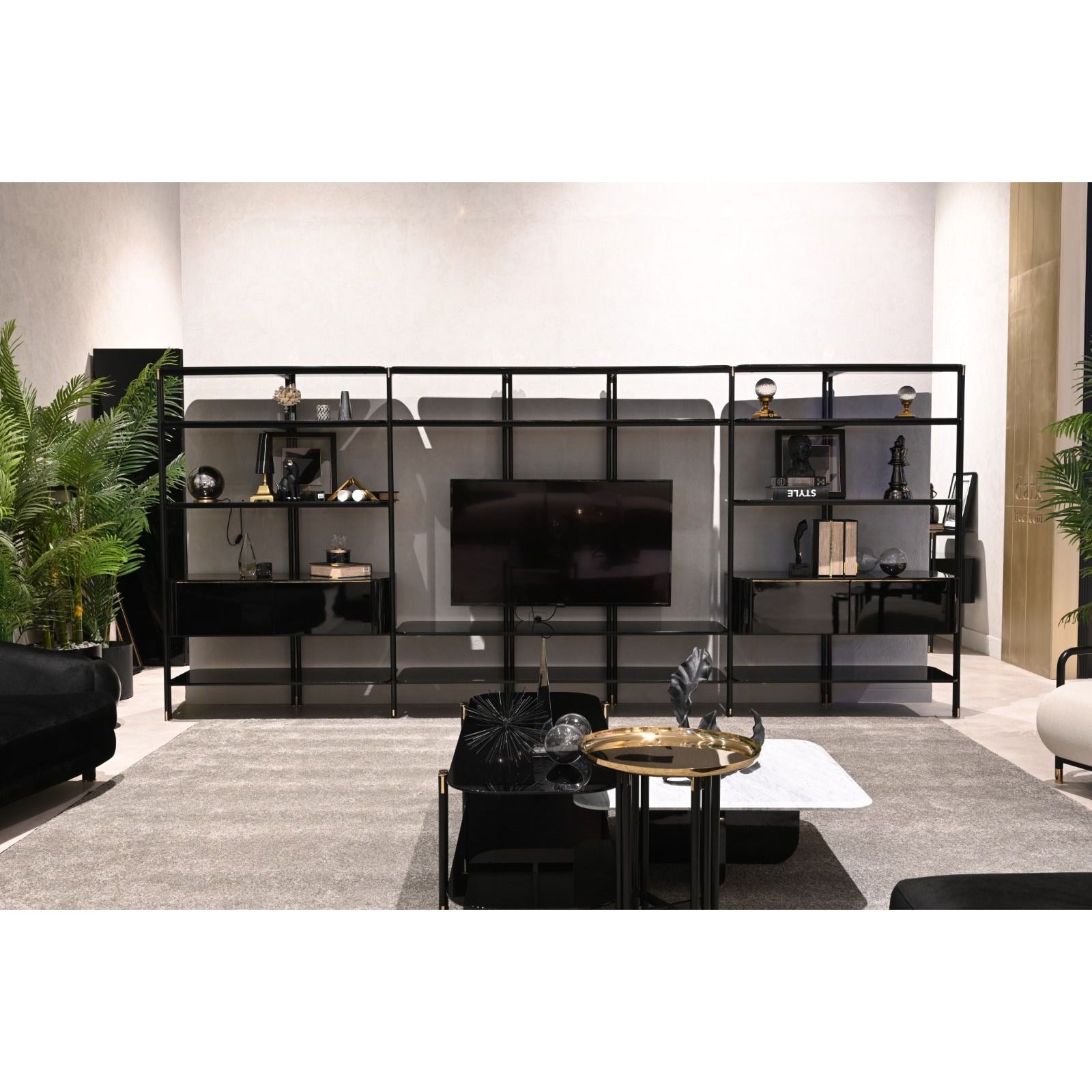Dark Glass Soffbord - LINE Furniture Group