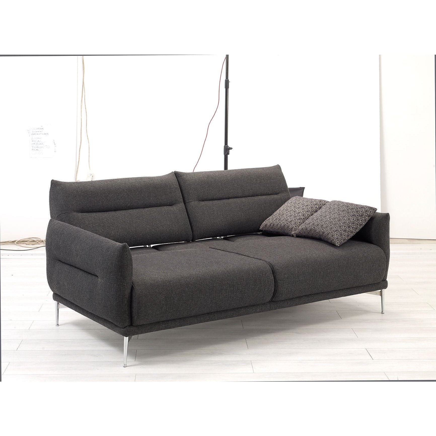 Gloss 3-Sits Bäddsoffa - LINE Furniture Group