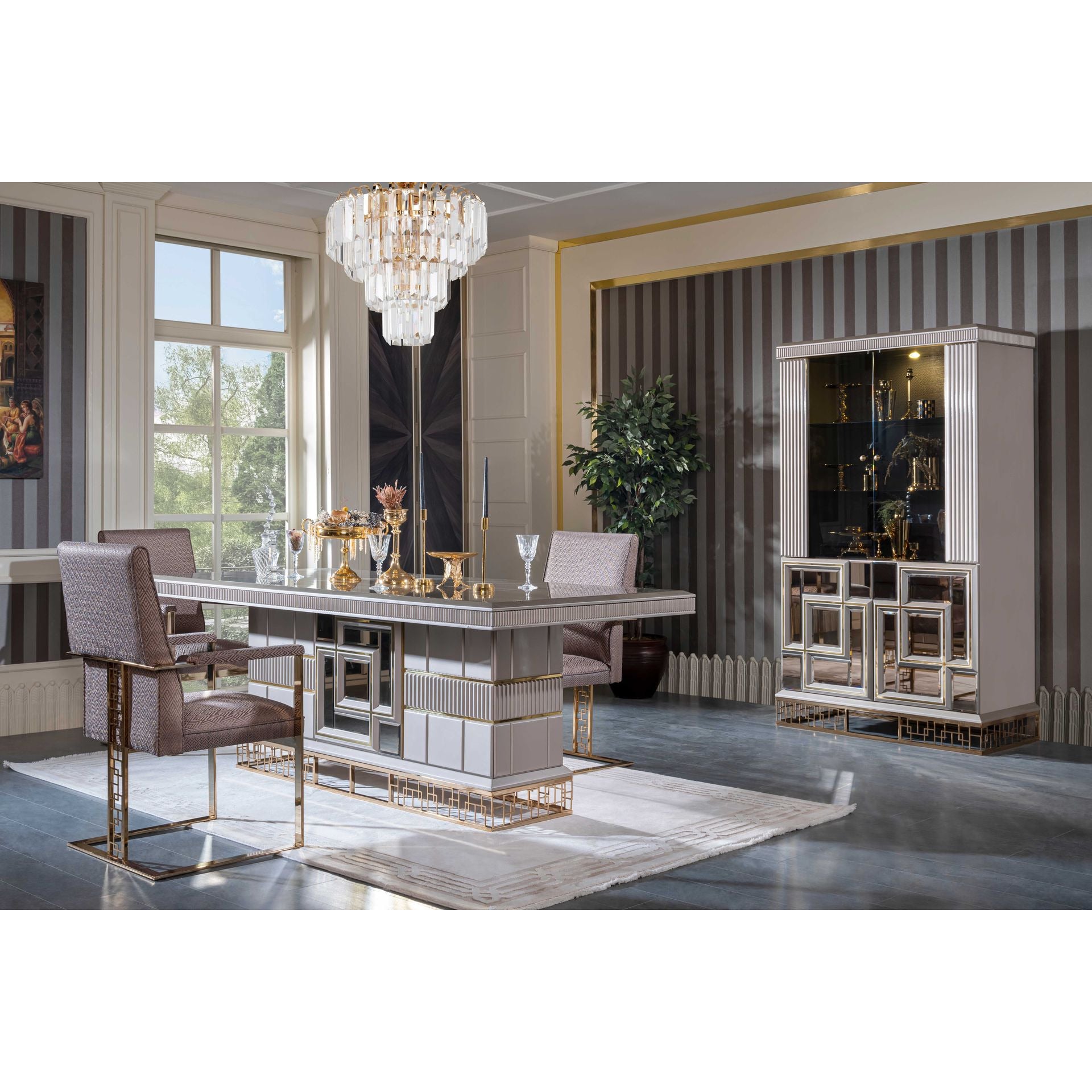 Versace Vitrinskåp - LINE Furniture Group